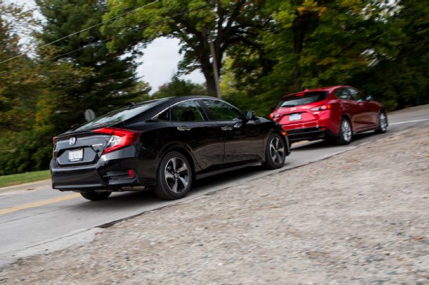 2016 Honda Civic Vs 2015 Mazda3 5 Door 07