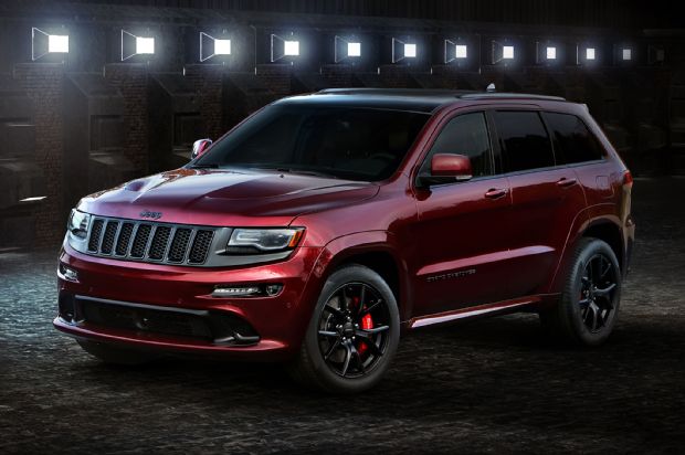 2016 Jeep Grand Cherokee SRT Night Front Side View