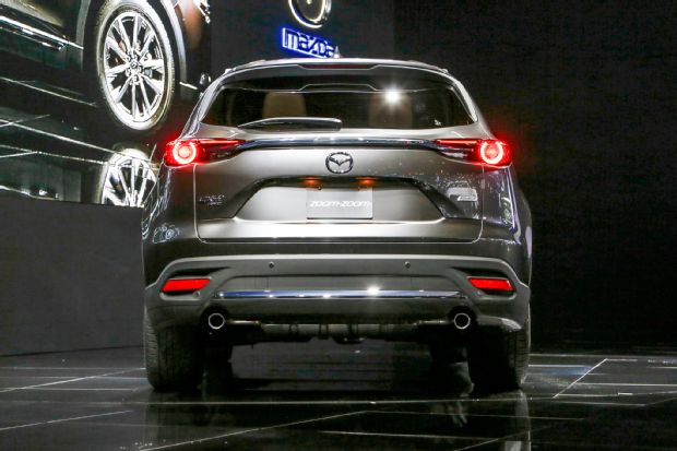 2016 Mazda CX 9 Rear End