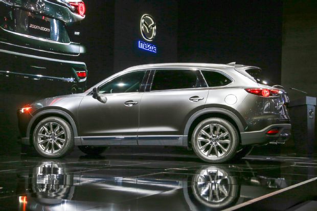 2016 Mazda CX 9 Side Profile