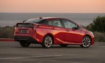 2016 Toyota Prius Four Touring Review