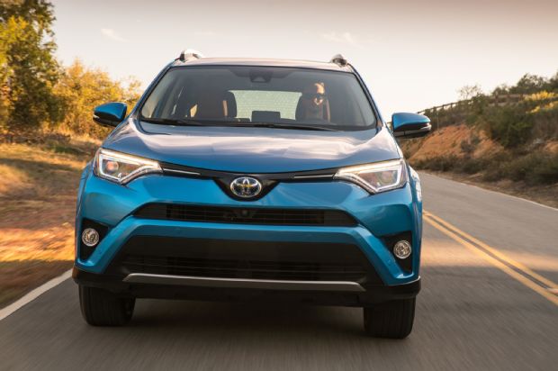 2016 Toyota Rav4 Hybrid Limited Front View In Motion