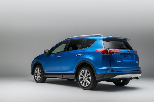 2016 Toyota Rav4 Rear Three Quarter