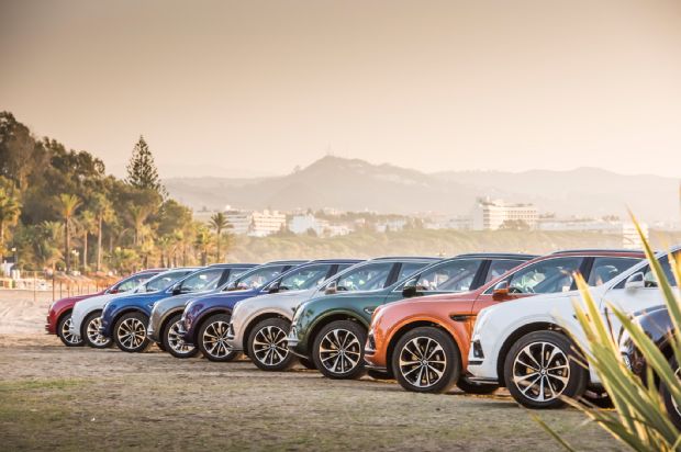 2017 Bentley Bentayga Group 02