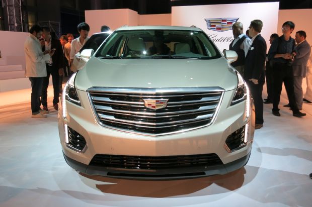 2017 Cadillac XT5 Live Front