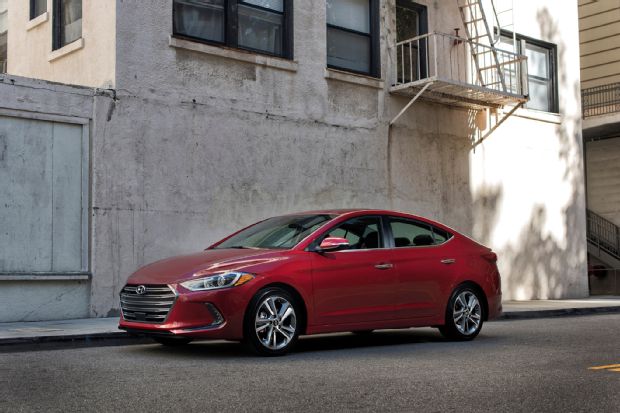 2017 Hyundai Elantra Side