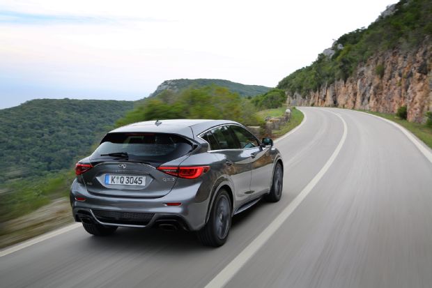 2017 Infiniti Q30 Sport Rear Three Quarter In Motion 04