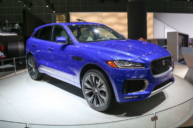 2017 Jaguar F Pace Front Three Quarter