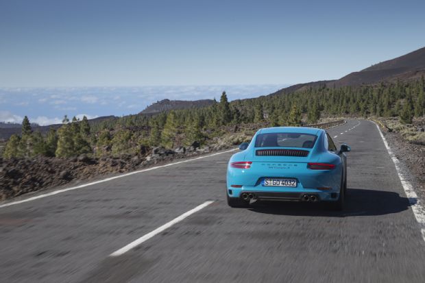 2017 Porsche 911 Carrera S Coupe Rear End In Motion