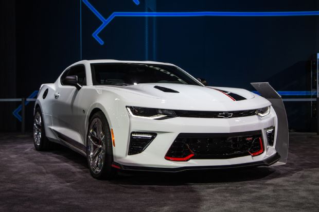 Chevrolet Camaro Performance Concept Front Three Quarter