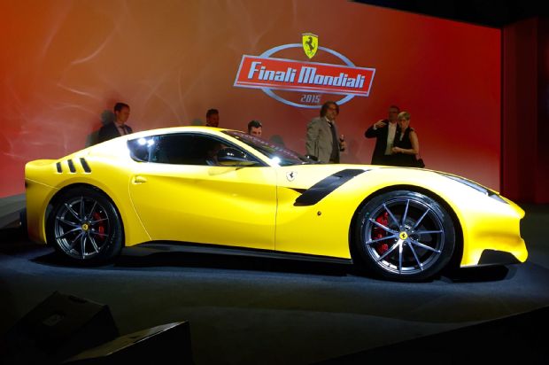 Ferrari F12 Tdf Reveal Profile