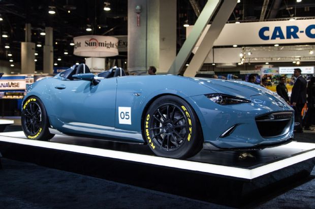 Mazda MX 5 Miata Spyder Concept Front Three Quarter 1