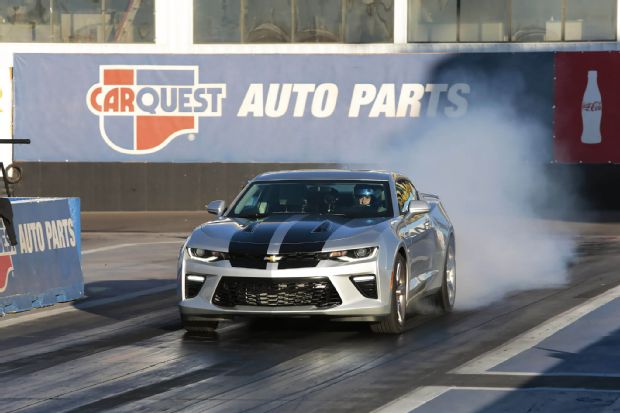 0462016 Chevy Camaro SS 2SS Roadtrip Drag Race Jeff Lutz
