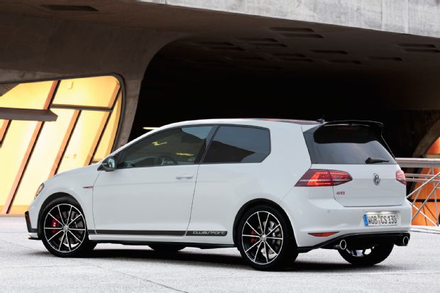 2016 Volkswagen Golf GTI Clubsport Rear Three Quarter