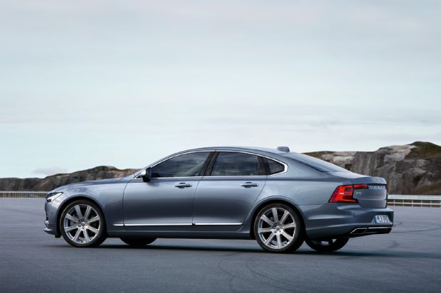 2017 Volvo S90 Rear Three Quarter