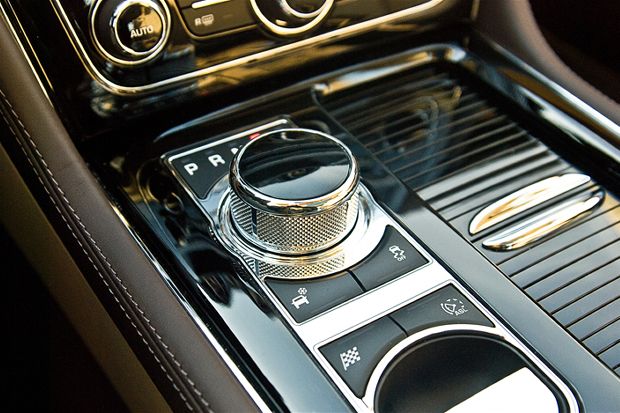 2011 Jaguar XJL Gear Knob