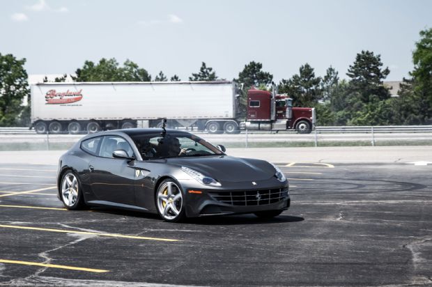 2015 Ferrari FF Front Three Quarter In Motion 02