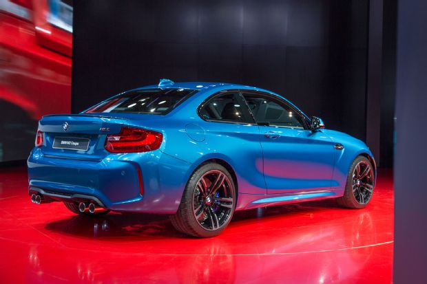 2016 BMW M2 Rear Three Quarter