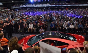 First 2017 Acura NSX Sells for $1.2 Million at Auction