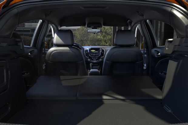 2017 Chevrolet Cruze Hatchback Interior