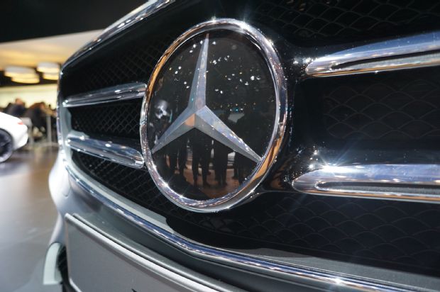 2017 Mercedes E Class Heated Emblem
