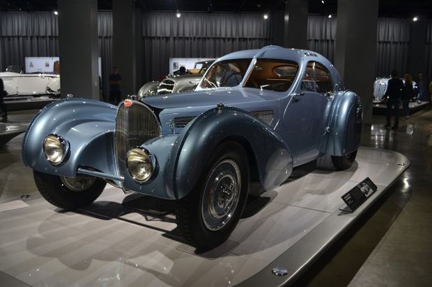 1936 Bugatti Type 57C Atlantic 660x438