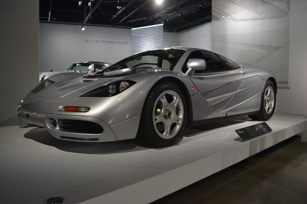 1995 McLaren F1 660x438