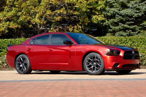 2014 Dodge Charger RT Scat Pack 3 Front Side View 660x438
