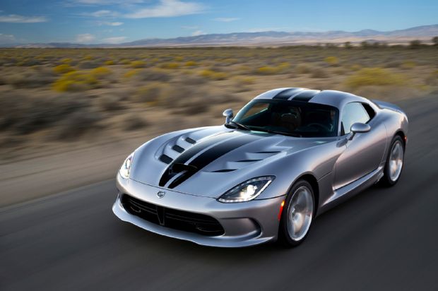 2015 Dodge Viper SRT Front Three Quarter