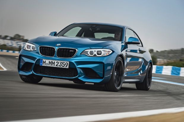 2016 BMW M2 Coupe Front Three Quarter In Motion 09
