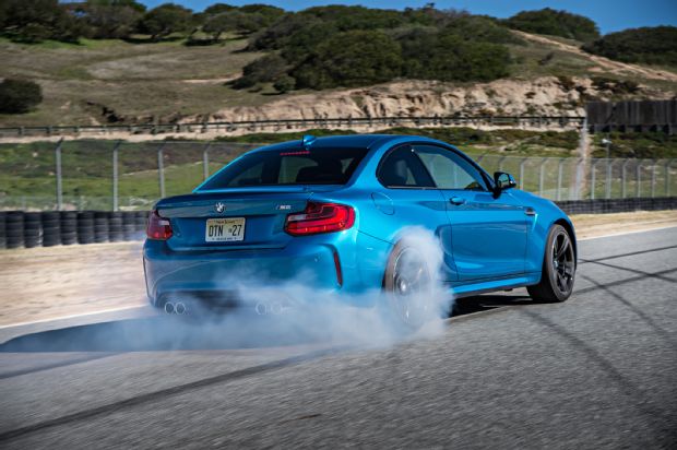 2016 BMW M2 Coupe Rear Three Quarter In Motion 02