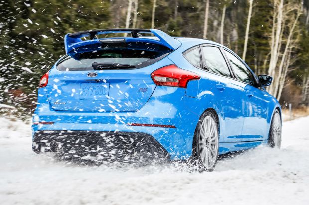 2016 Ford Focus RS Winter Tire Package Rear View Closer