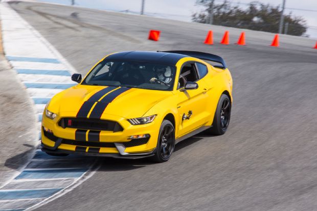 2016 Ford Shelby GT350R Mustang Corkscrew