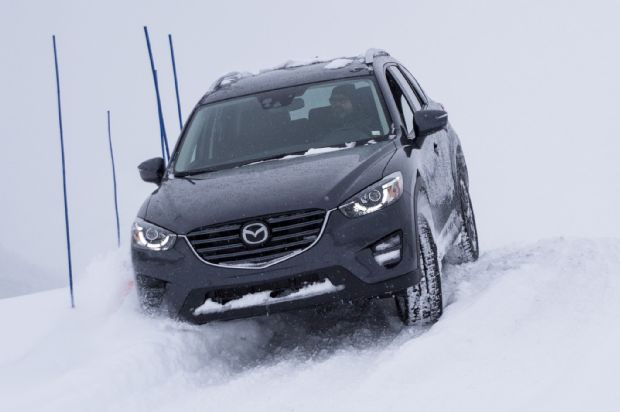 2016 Mazda CX 5 Front View In Motion 01