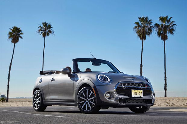 2016 Mini Convertible Cooper S Front Three Quarter 05 1