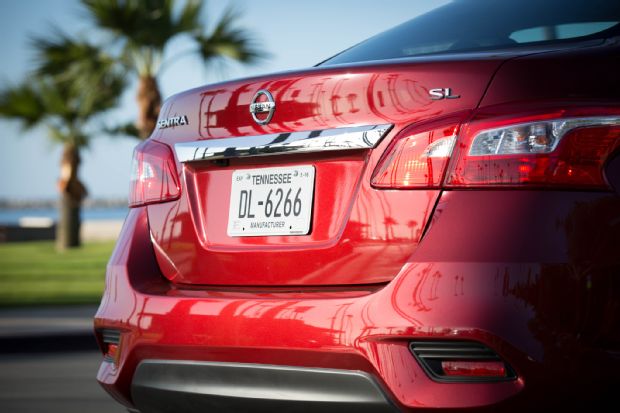 2016 Nissan Sentra SL Rear Taillights