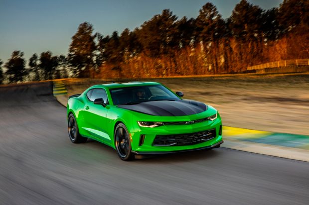2017 Chevrolet Camaro 1LE Front Three Quarter In Motion 02