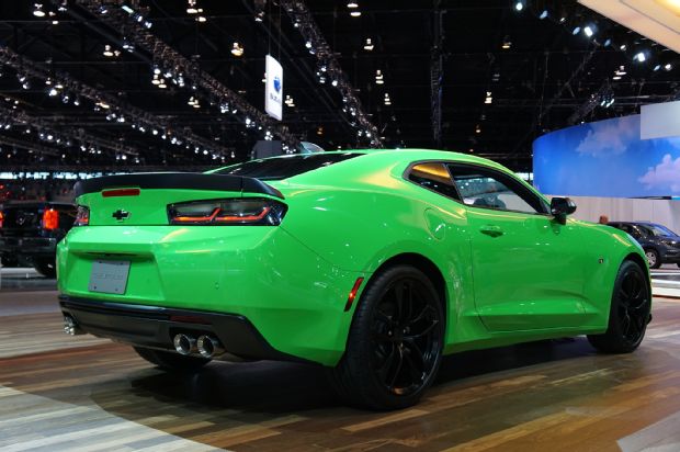 2017 Chevrolet Camaro V6 1LE Rear Three Quarters
