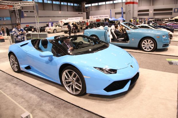 Lamborghini Huracan Rolls Royce Dawn Chicago Auto Show