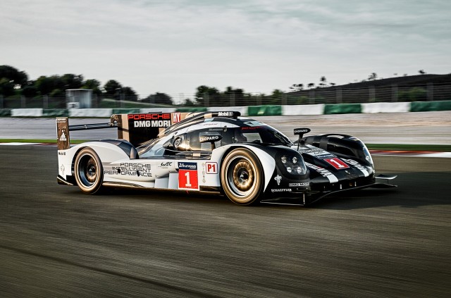 2016 Porsche 919 Hybrid LMP1 race car