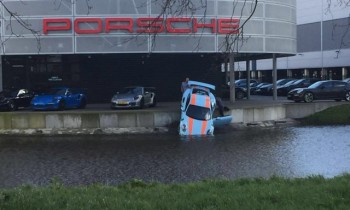 Mechanic drops new Porsche 911 GT3 RS in waterway