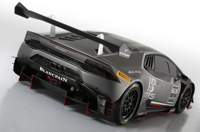 2015 Lamborghini Huracán LP 620-2 Super Trofeo race car