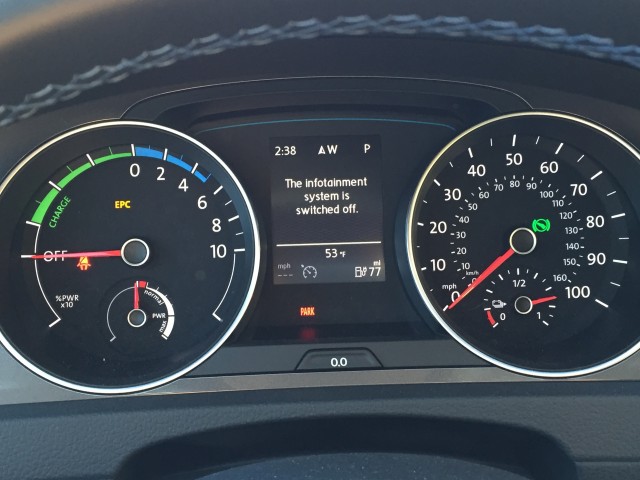 2015 Volkswagen e-Golf - Long-term test car [November 2015]