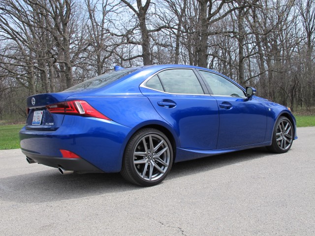 2016 Lexus IS 200t F Sport
