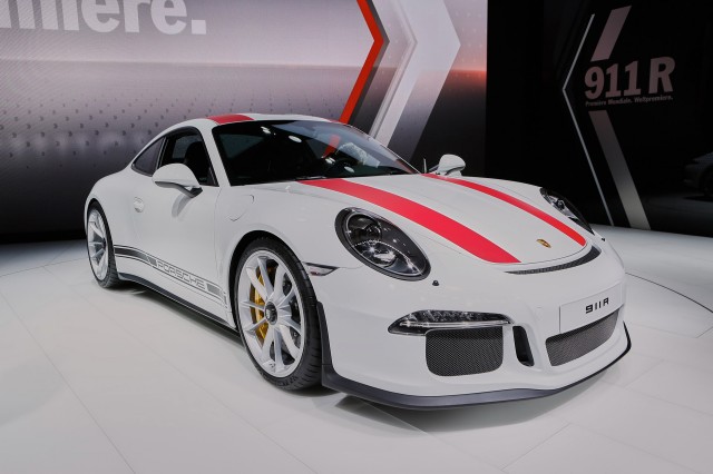 2016 Porsche 911 R, 2016 Geneva Motor Show