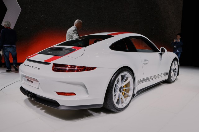 2016 Porsche 911 R, 2016 Geneva Motor Show