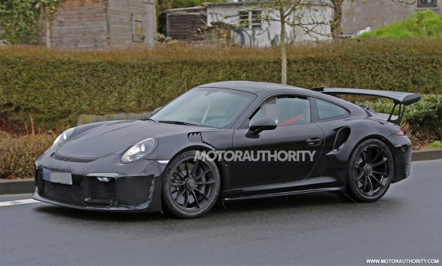 2018 Porsche 911 GT2 spy shots - Image via S. Baldauf/SB-Medien