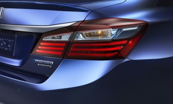 2017 Honda Accord Hybrid, Clarity variants, Tesla Autopilot trial: Today's Car News