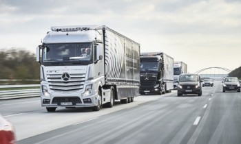 Mercedes autonomous trucks take part in cross-border trial