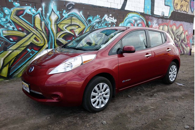 2015 Nissan Leaf, Denver, Colorado, Mar 2016  [photo: owner Andrew Ganz]